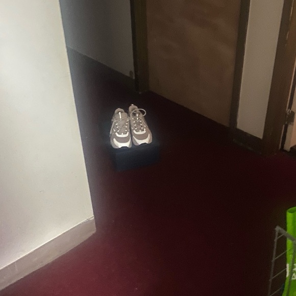 PREOWNED MEN DIOR SNEAKERS - Picture 11 of 11